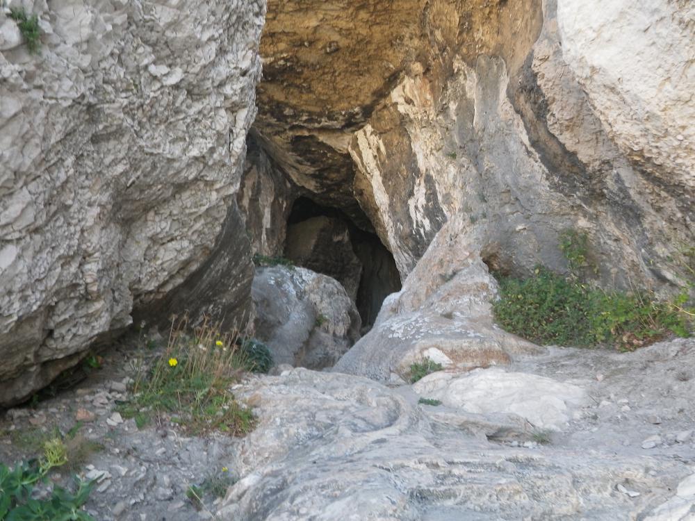 Grotte de l'Ours : l'entrée de la Grotte de l'Ours